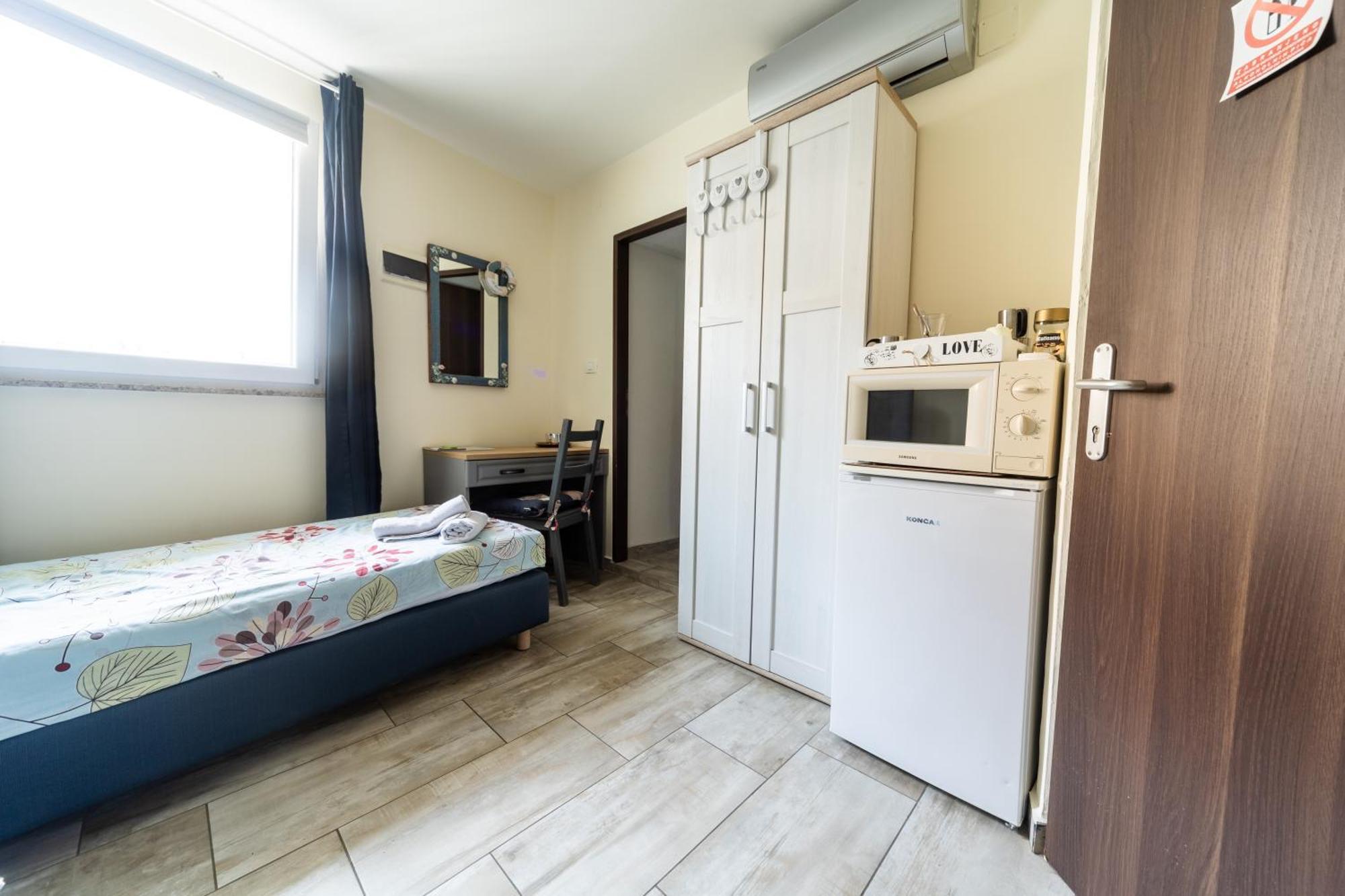 Sentimento Apartment Пула Екстериор снимка