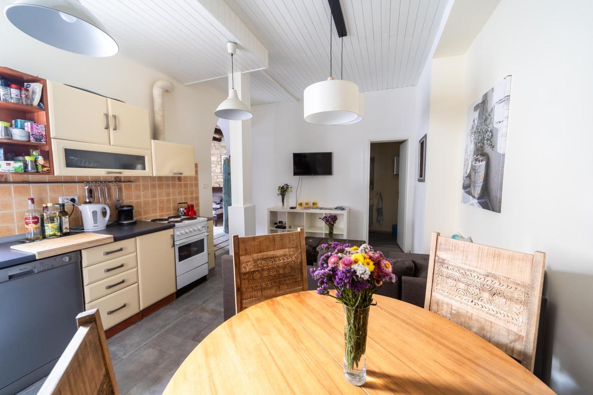 Sentimento Apartment Пула Екстериор снимка